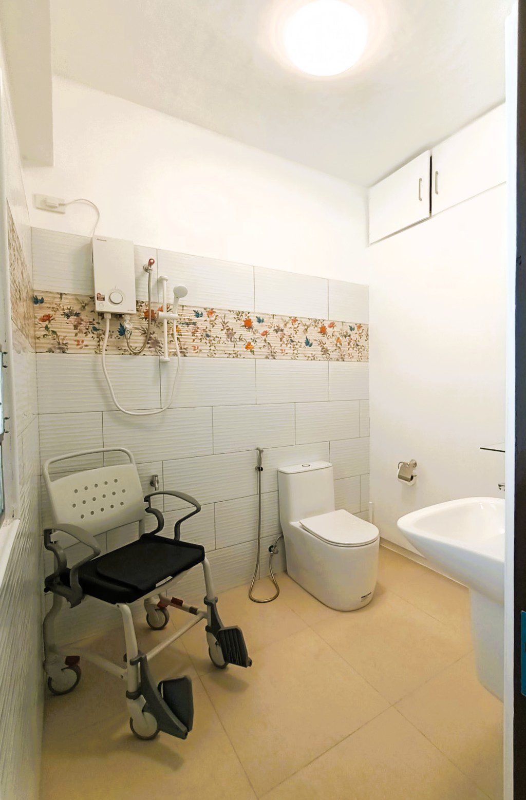 Senior Friendly Bathroom At Oasis Aged Care Village